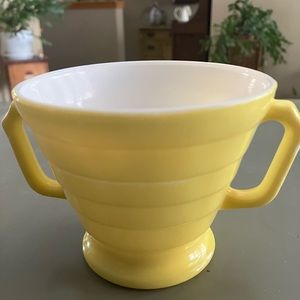 Vintage Hazel Atlas sugar bowl.
